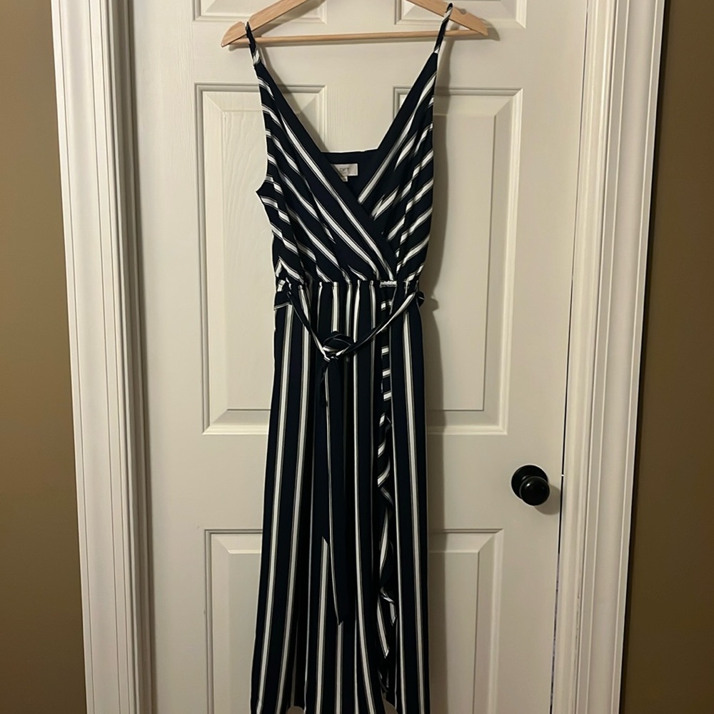 Loft outlet midi dress size medium